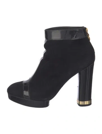 Pre-owned Tory Burch Suede Boots In Black