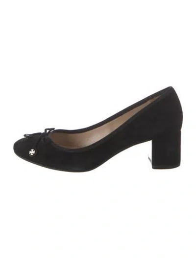 Pre-owned Tory Burch Suede Bow Accents Pumps In Black