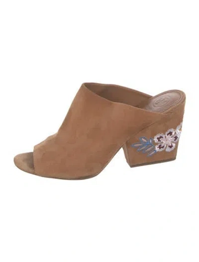 Pre-owned Tory Burch Suede Embroidered Accent Slides In Brown