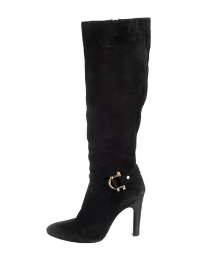 Pre-owned Tory Burch Suede Floral Print Boots In Black