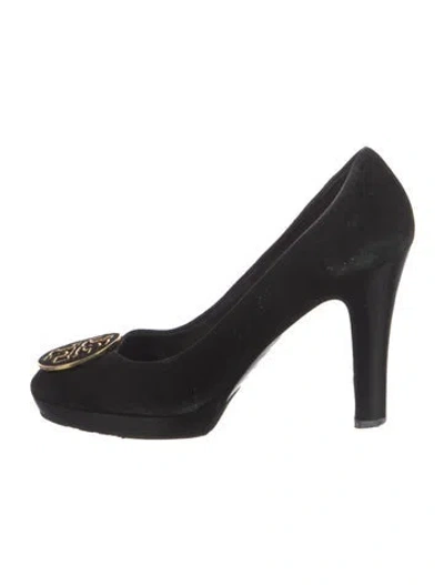 Pre-owned Tory Burch Suede Pumps In Black
