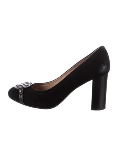 Pre-owned Tory Burch Suede Pumps In Black