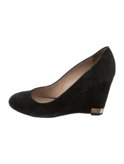 Pre-owned Tory Burch Suede Pumps In Black