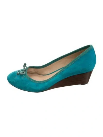 Pre-owned Tory Burch Suede Pumps In Blue