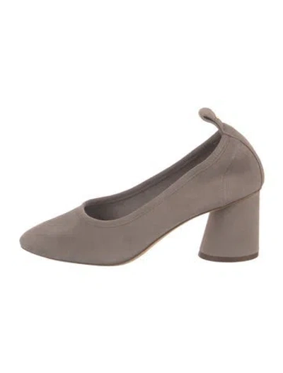 Pre-owned Tory Burch Suede Pumps In Gray