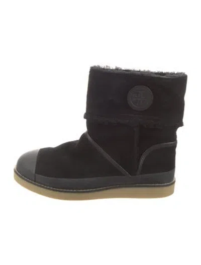 Pre-owned Tory Burch Suede Snow Boots In Black