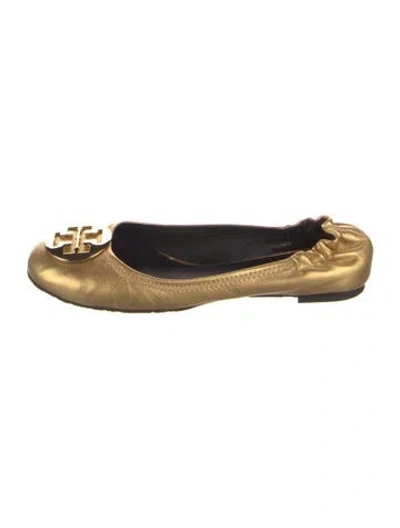 Pre-owned Tory Burch Tb Monogram Leather Ballet Flats In Gold