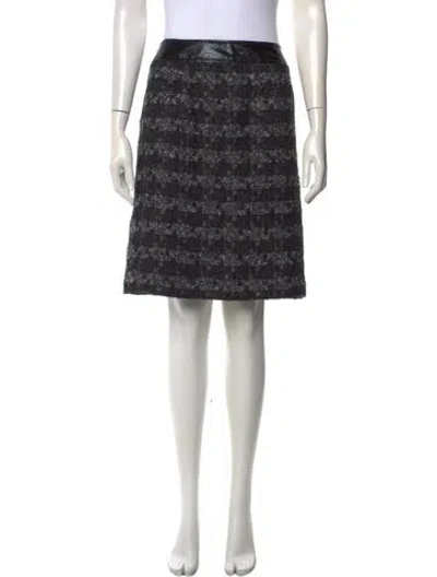 Pre-owned Tory Burch Tweed Pattern Knee-length Skirt In Black