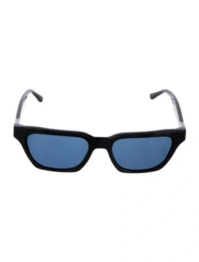 Pre-owned Tory Burch Wayfarer Tinted Sunglasses In Black