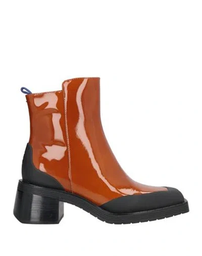 Tory Burch Woman Ankle Boots Brown Size 8 Leather