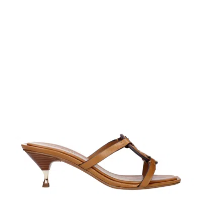Tory Burch Women's Sandals Brown/caramel Leather