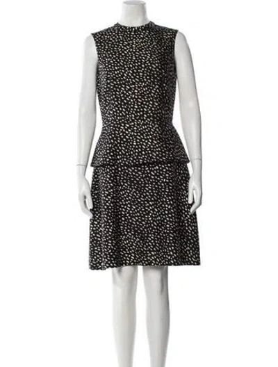 Pre-owned Tory Burch Wool Knee-length Dress In Black