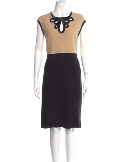 Pre-owned Tory Burch Wool Midi Length Dress In Neutral