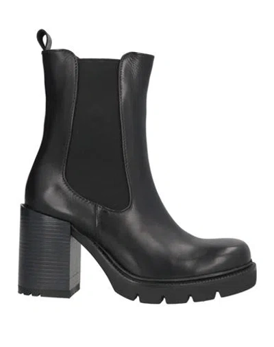 Tosca Blu Studio Woman Ankle Boots Black Size 7 Textile Fibers