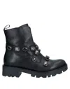 Tosca Blu Ankle Boots In Black