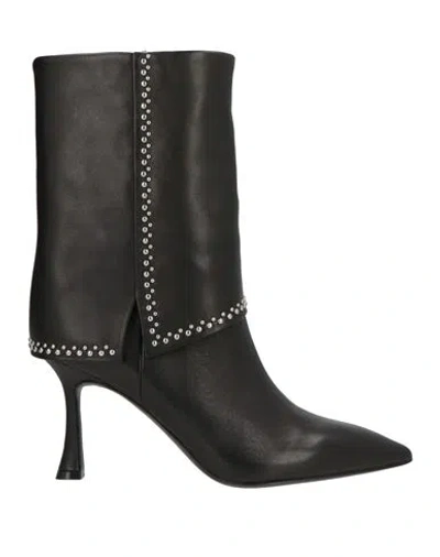 Tosca Blu Woman Ankle Boots Black Size 8 Leather