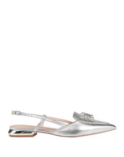 Tosca Blu Woman Ballet Flats Silver Size 7 Leather
