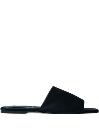 Totême Bandeau-style Slides