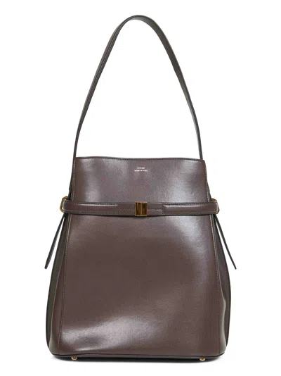 Totême Bark Belted Leather Bucket Bag In Green