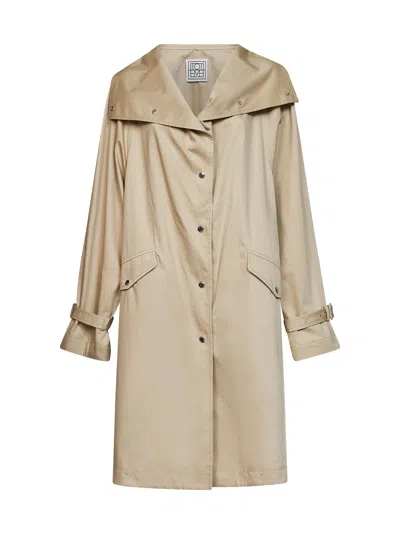 Totême Beige Cotton Oversized Trench Coat In Sand