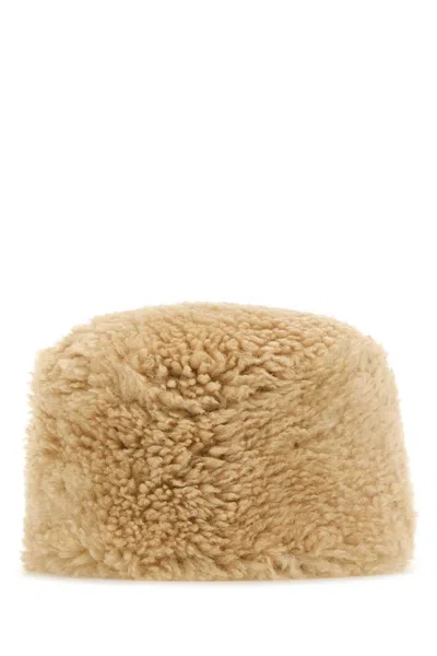 Totême Toteme Beige Shearling Hat In Brown