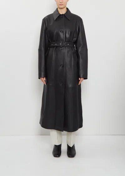 Totême Belted Leather Coat In Black
