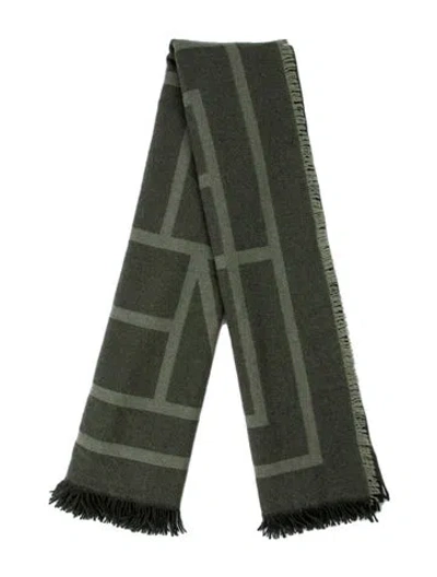 Pre-owned Totême Bogdan Virgin Wool Scarf In Green