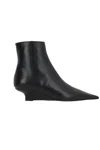 Totême Toteme Leather Heel Boots In Black