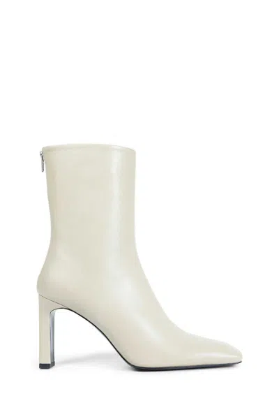 Totême Bar Nappa Leather Boots In White