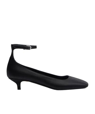 Totême Buckle High Heels In Black