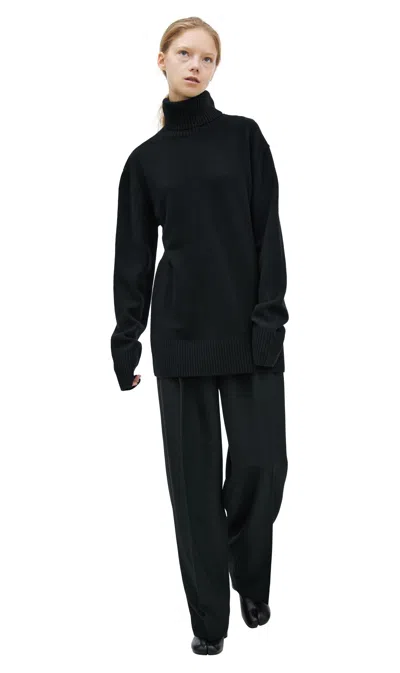 Totême Cashmere Knit Sweater In Black