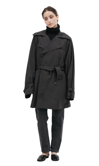 Totême Cropped Cotton Trench Coat In Gray