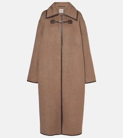 TOTÊME DOUBLE CLASP WOOL COAT