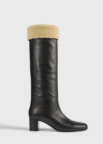 Totême Downtown Shearling Knee-high Boots Black/beige In Multi