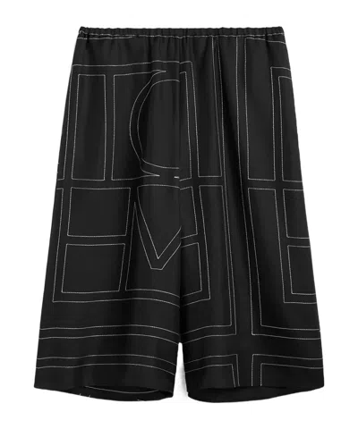 Totême Elastic Waist Shorts In Black