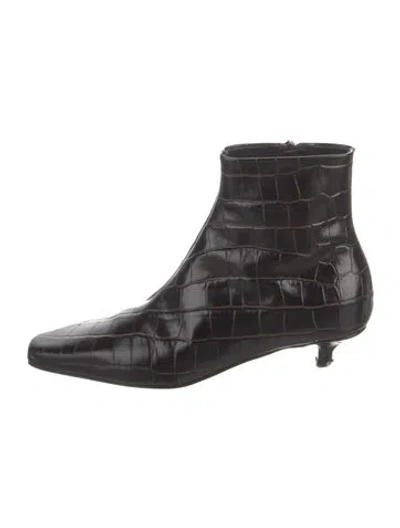 Pre-owned Totême Embossed Leather Chelsea Boots In Black