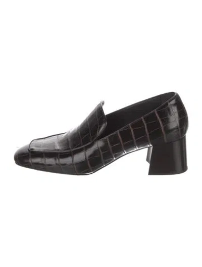 Pre-owned Totême Embossed Leather Pumps In Black