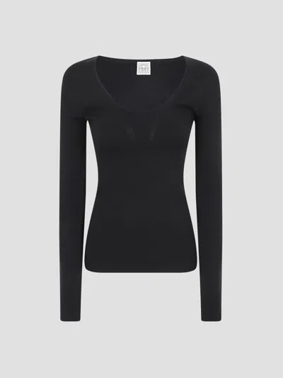 Totême Toteme Essential Knit Top In Black