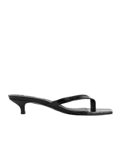 Totême Minimalist Black Leather Thong Sandals With Square Toe And Low Heel In Multi