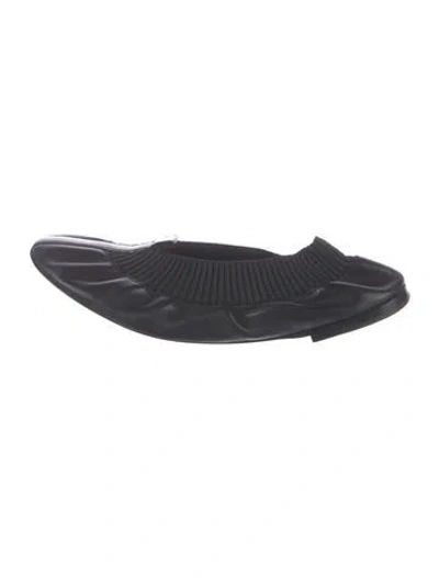 Pre-owned Totême Leather Ballet Flats In Black