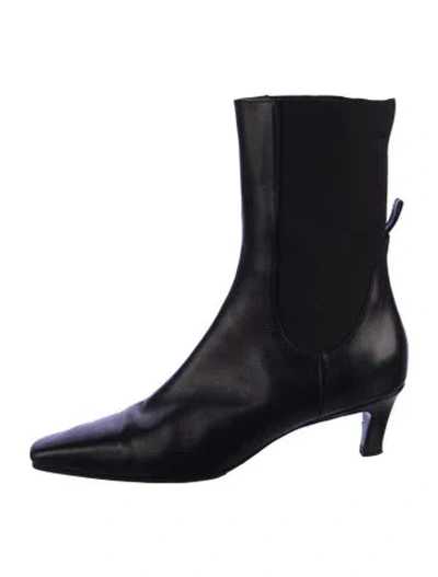 Pre-owned Totême Leather Chelsea Boots In Black
