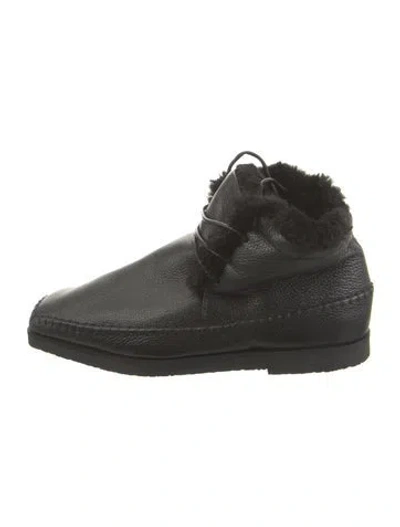 Pre-owned Totême Leather Flats In Black