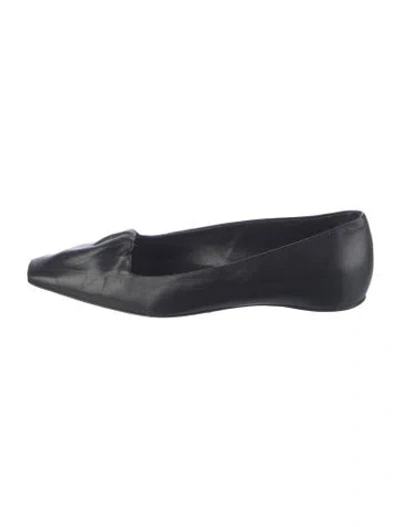 Pre-owned Totême Leather Flats In Black