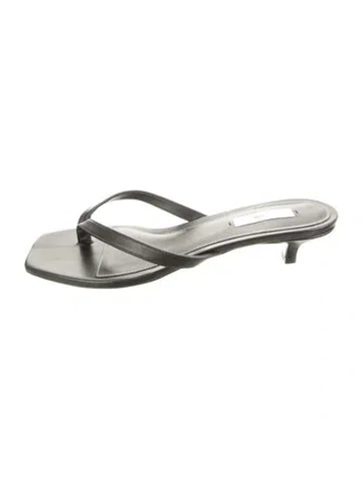 Pre-owned Totême Leather Flip Flops In Black
