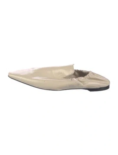 Pre-owned Totême Leather Loafers In Neutrals