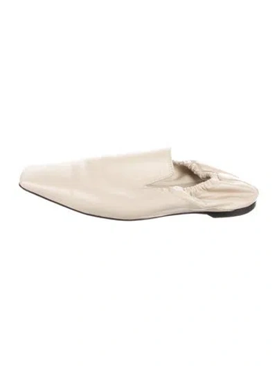 Pre-owned Totême Leather Mules In Neutral