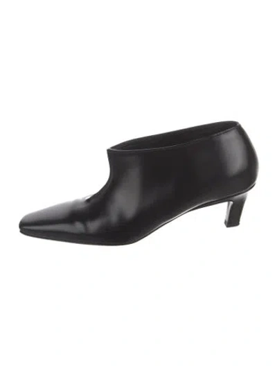 Pre-owned Totême Leather Pumps In Black
