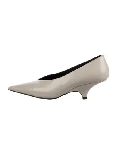 Pre-owned Totême Leather Pumps In Neutral