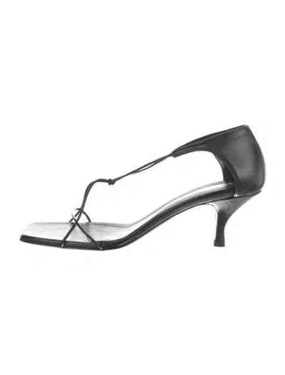 Pre-owned Totême Leather T-strap Pumps In Black