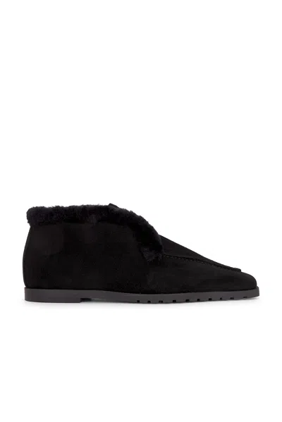 Totême Loafer Boots In Black